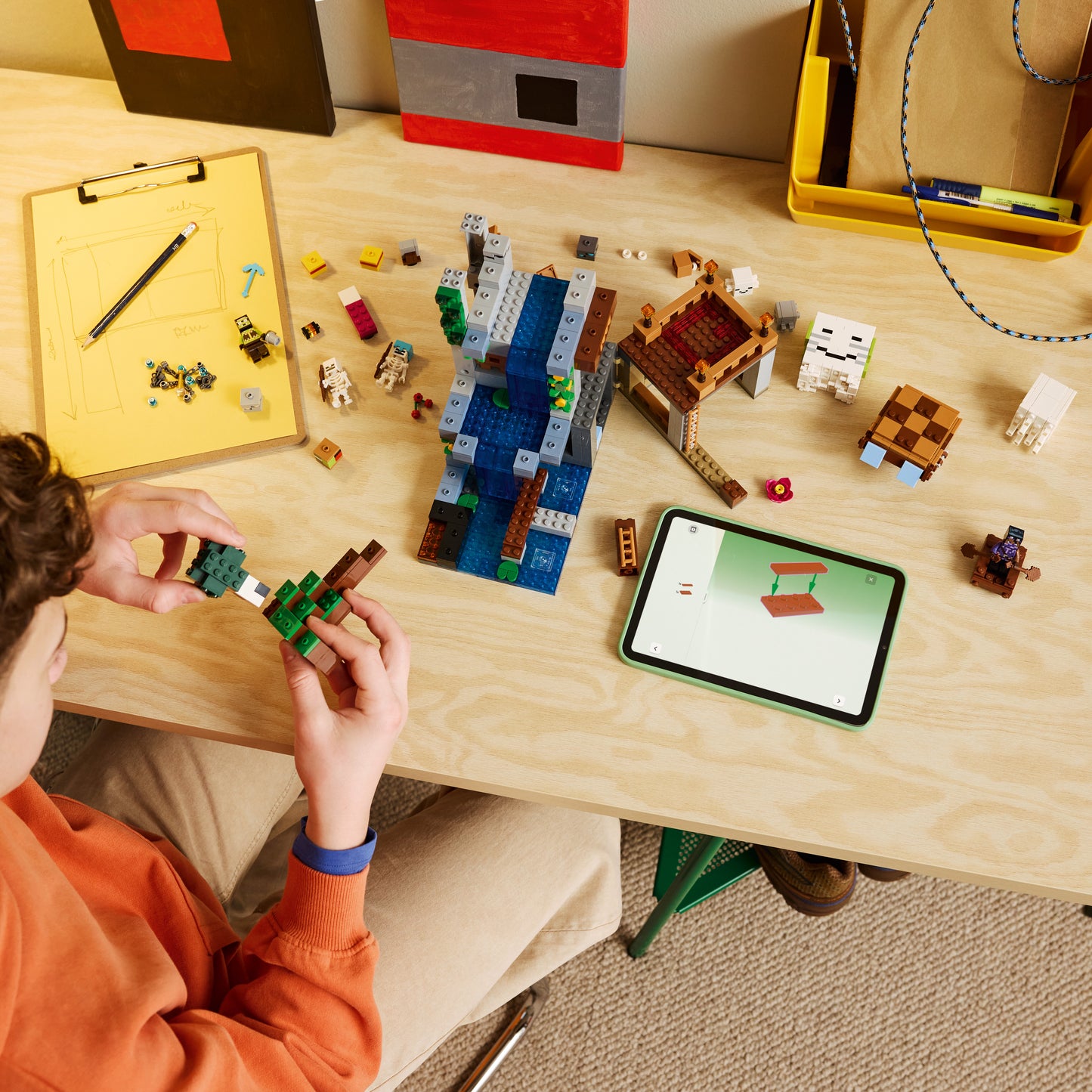 LEGO Minecraft Ghast-huis Bouwpakket voor Kinderen met 8 Figuren Incl. 2 Skeletten en 4 Ghasts met Accessoires - Kinderkamer Decoratie - Cadeau voor Jongens, Meisjes en Gamers vanaf 9 Jaar - 21597