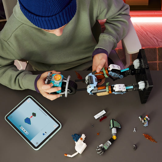 LEGO Fortnite KIT - Bouwpakket voor Kinderen met Interactief Actiefiguur met Verstelbare Armen en Draaiwiel - Kinderkamer Decoratie - Cadeau voor Jongens, Meisjes en Gamers vanaf 12 Jaar 77081
