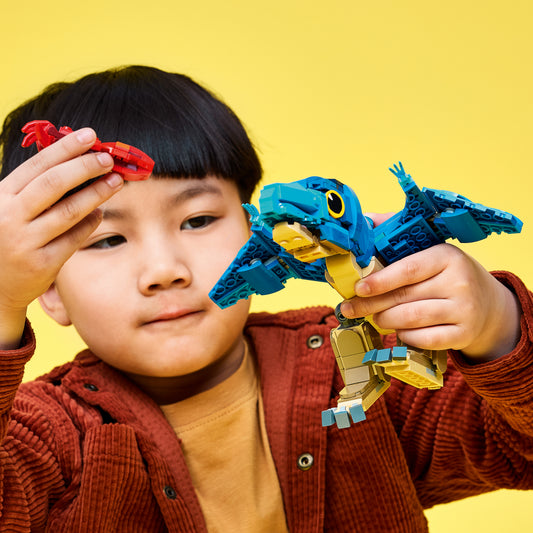 LEGO Jurassic World Babydinosaurus Pteranodon - Dinosaurus Speelgoed voor Kinderen vanaf 7 Jaar - Verstelbare Dino en Inktvis - Schattige Kinderkamer Decoratie - Cadeau voor Jongens en Meisjes 77977