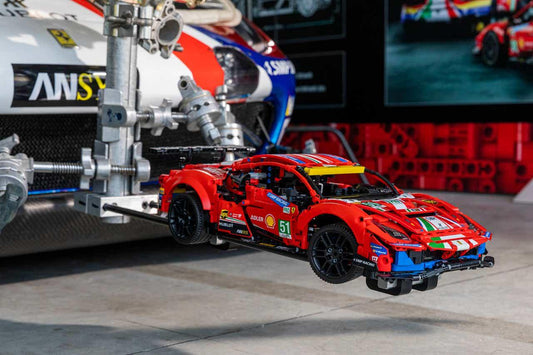 De eerste LEGO set die harder gaat dan 200 kilometer per uur! | 2TTOYS ✓ Official shop<br>
