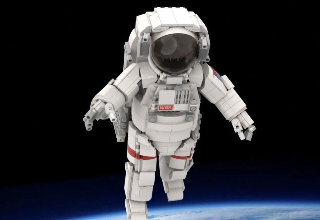 LEGO Ideas Astronaut | 2TTOYS ✓ Official shop<br>