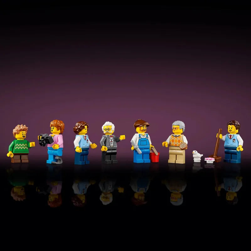 LEGO Natural History Museum 10326 Icons