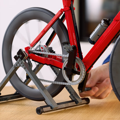 LEGO Icons Racefiets - Bouwpakket voor Volwassenen - Fiets met Rubberen Banden, Versnellingen en Achterstandaard - Slaapkamer Decoratie - Cadeau-idee voor Wielerfans - 11380