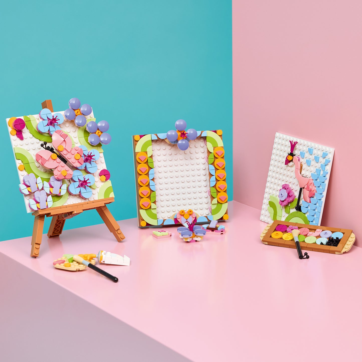 LEGO Creator 3in1 Bloemenschilderij Speelgoed - Bouwpakket voor Kinderen - Verandert in Fotolijst of Schets van Flamingo - Kinderkamer Decoratie - Cadeau voor Meisjes en Jongens Vanaf 8 Jaar - 31390