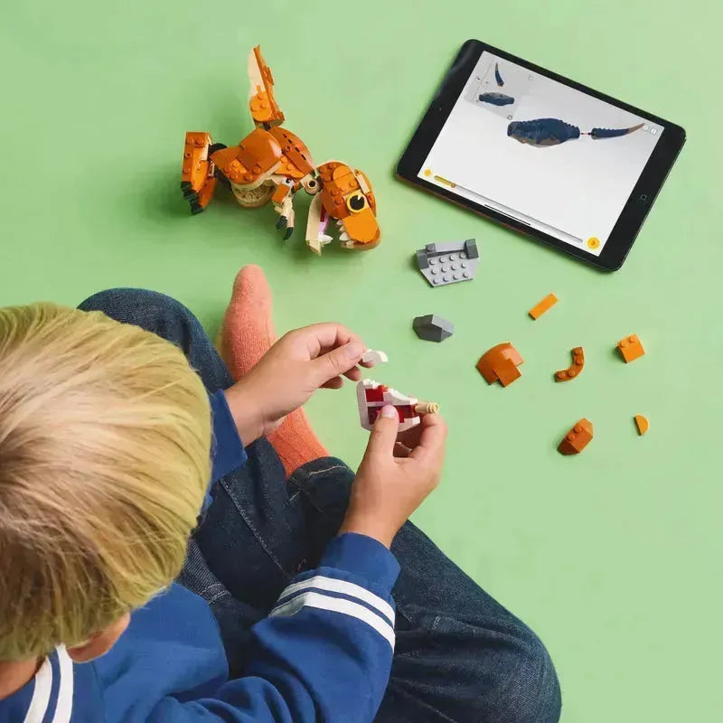 LEGO 76967 Kleine eter T-Rex, Een Jurassic World avontuur wacht