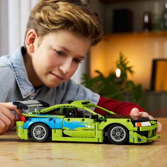 LEGO Technic Fast and Furious Mitsubishi Eclipse Auto Bouwpakket voor Kinderen - Incl. Besturing en 2 NOS-flessen - Cadeau voor Jongens en Fans van de Film Vanaf 14 Jaar - 42229