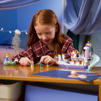 LEGO | Disney Princess Ariëls Koninklijke Trouwboot - Kleine Zeemeermin Bouwpakket voor Kinderen met 7 Poppetjes Incl. Ariël en Ursula - Decoratie - Cadeau voor Meisjes en Jongens vanaf 6 Jaar 43299