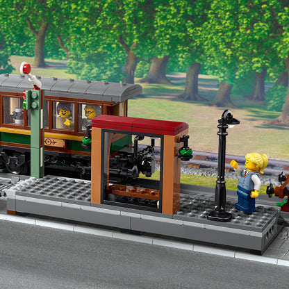 LEGO City Vintage Stoomtrein - Bouwpakket voor Kinderen met Station, Rails, Cabinebediening, Stopsein en 5 Minifiguren - Verjaardagscadeau voor Jongens en Meisjes Vanaf 7 Jaar - 60511