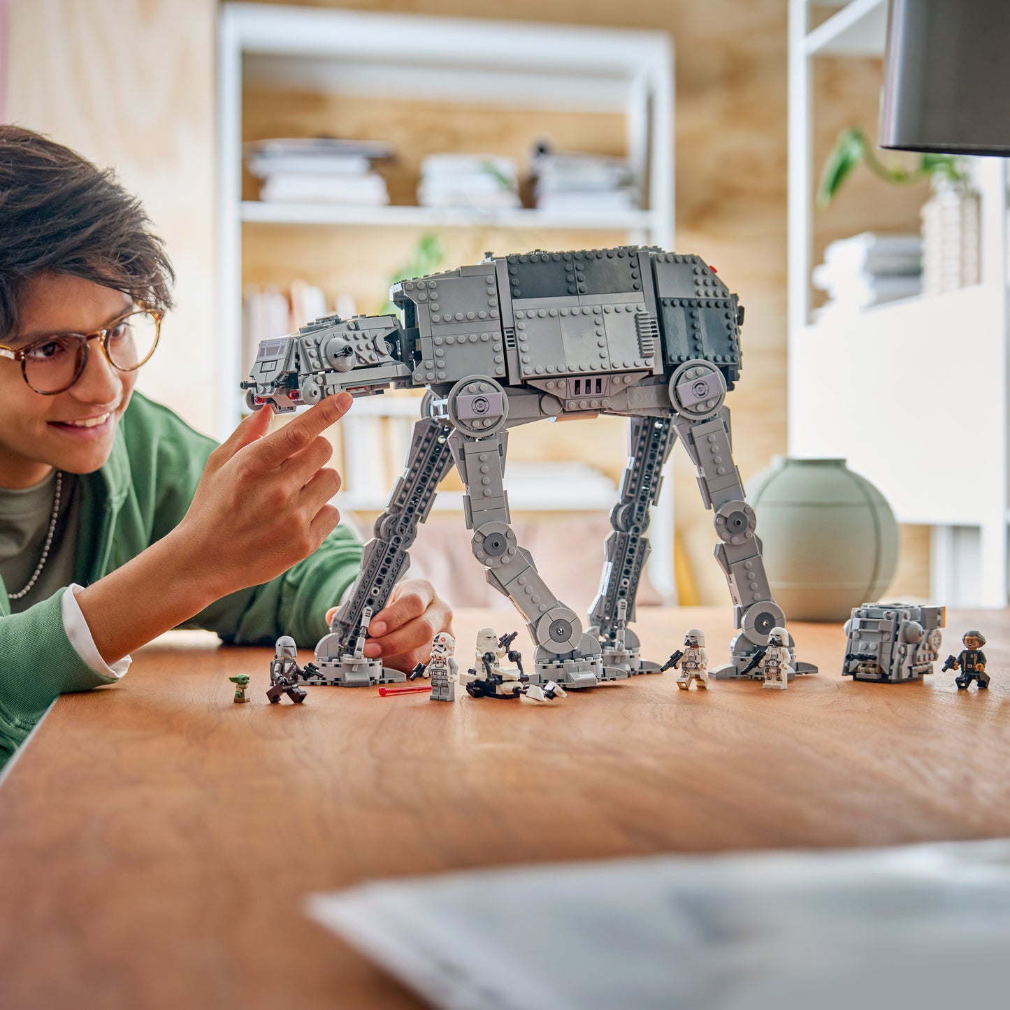 LEGO Star Wars 75454 Imperial Remnant AT-AT met INT-4 - Bouwpakket voor Kinderen met Voertuigen en 7 Personages Incl. de Mandalorian en Grogu - Cadeau voor Jongens, Meisjes en Fans vanaf 10 Jaar