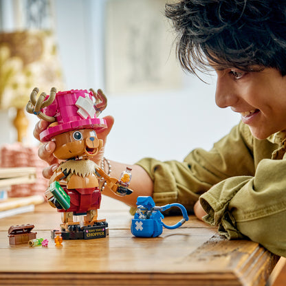 LEGO ONE PIECE Tony Tony Chopper Figuur – Verzamelbaar Speelgoed voor Kinderen met Accessoires – Schattige Kinderkamer Decoratie – Cadeau voor Jongens en Meisjes vanaf 9 Jaar en Fans – 75643