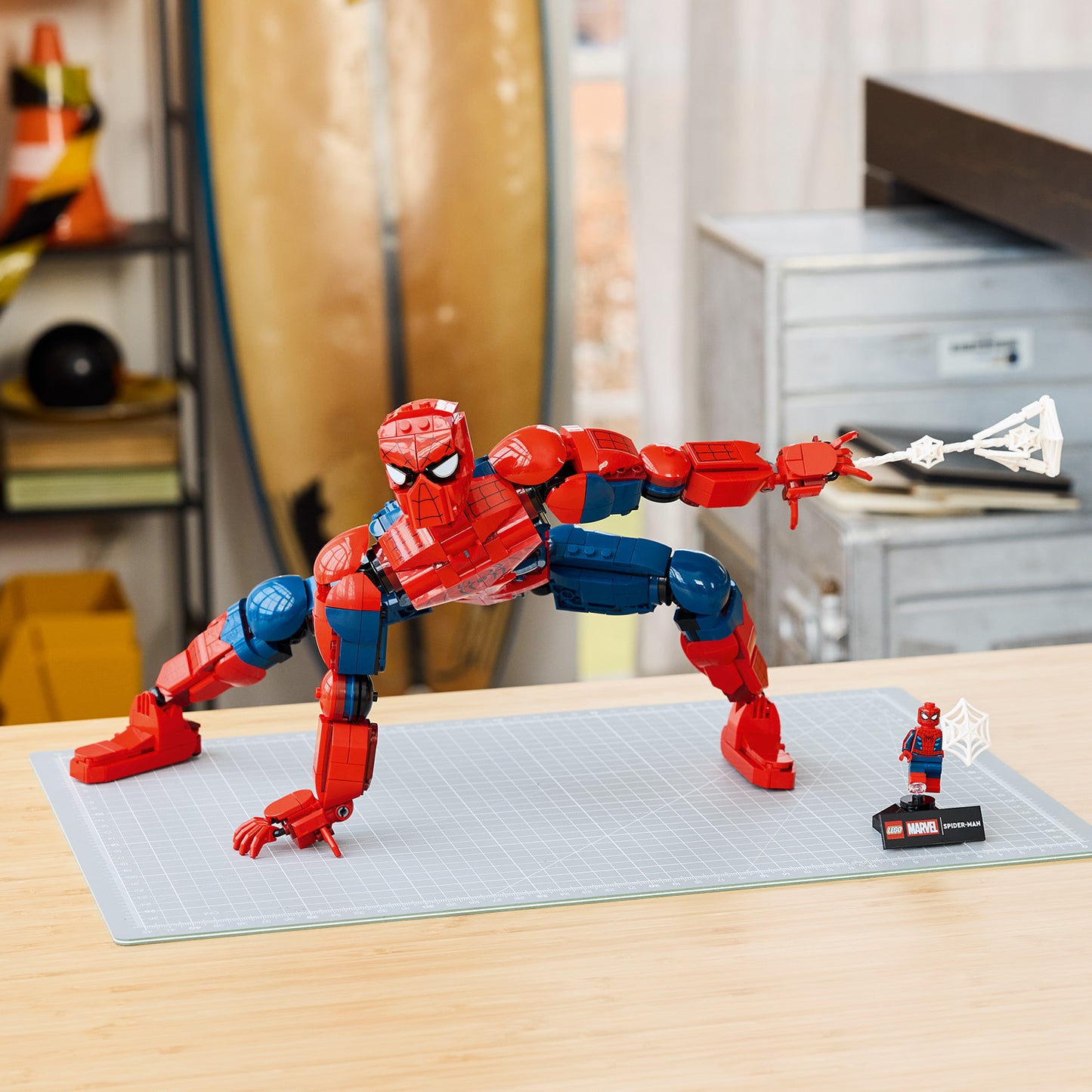 LEGO | Marvel Spider-Man Heldenfiguur - Superheld Speelgoed Incl. Actiefiguur met Verzamelbare Minifiguur - Slaapkamer Decoratie - Cadeau voor Jongens, Tieners en Fans Vanaf 12 Jaar - 76346