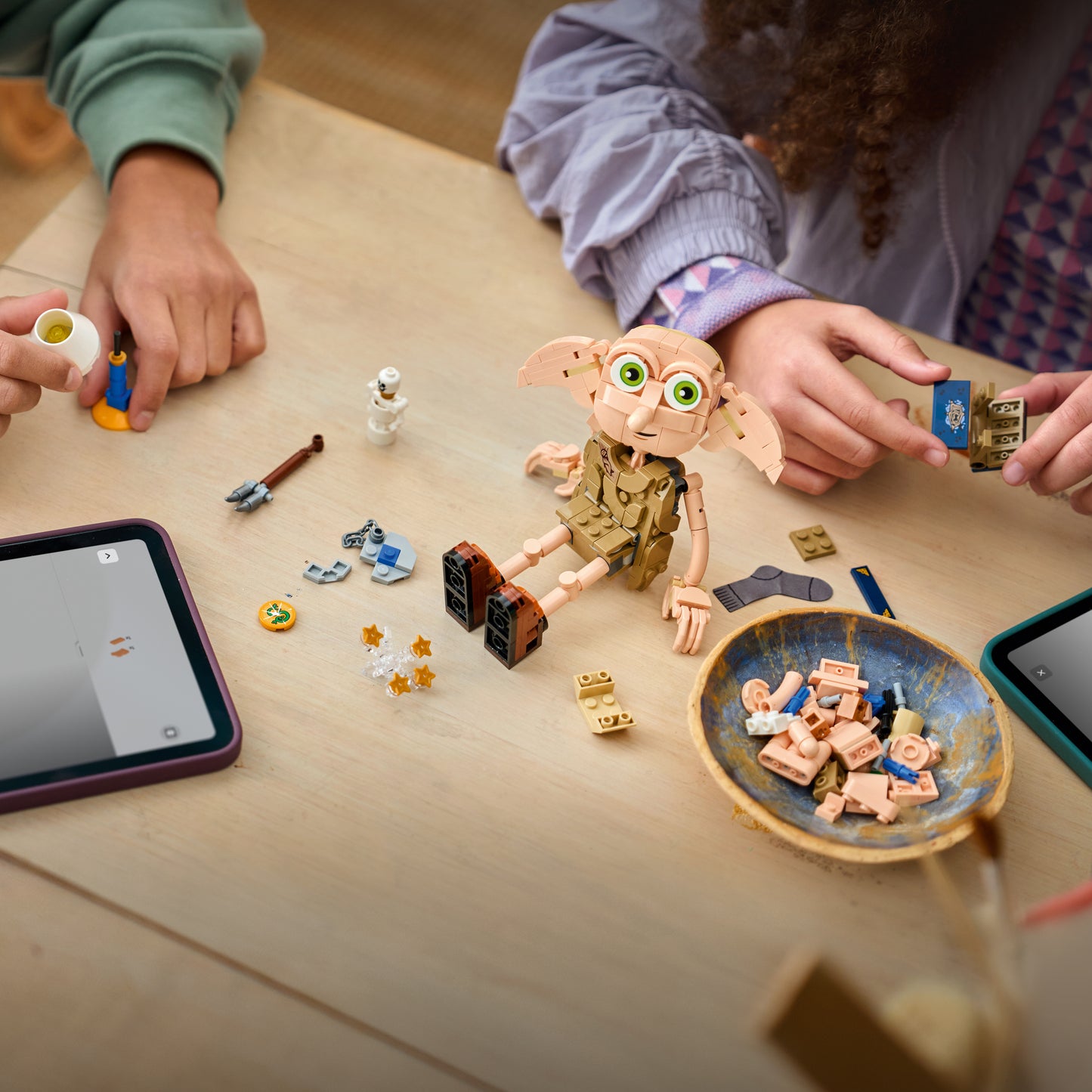 LEGO Harry Potter 2in1 Dobby de Vrije Elf Speelgoed - Bouwpakket voor Kinderen - Verandert in Knijster Figuur - Kinderkamer Decoratie - Cadeau voor Meisjes, Jongens en Fans Vanaf 8 Jaar - 76469