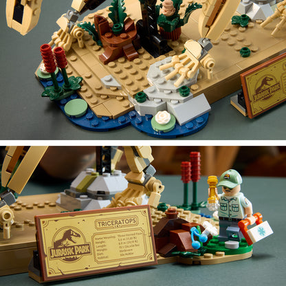 LEGO Jurassic World Dinosaurusfossielen: Triceratops – Display Bouwpakket voor Volwassenen met Dr. Gerry Harding Minifiguur – Woondecoratie – Cadeau voor Jurassic Park Fans – 77985