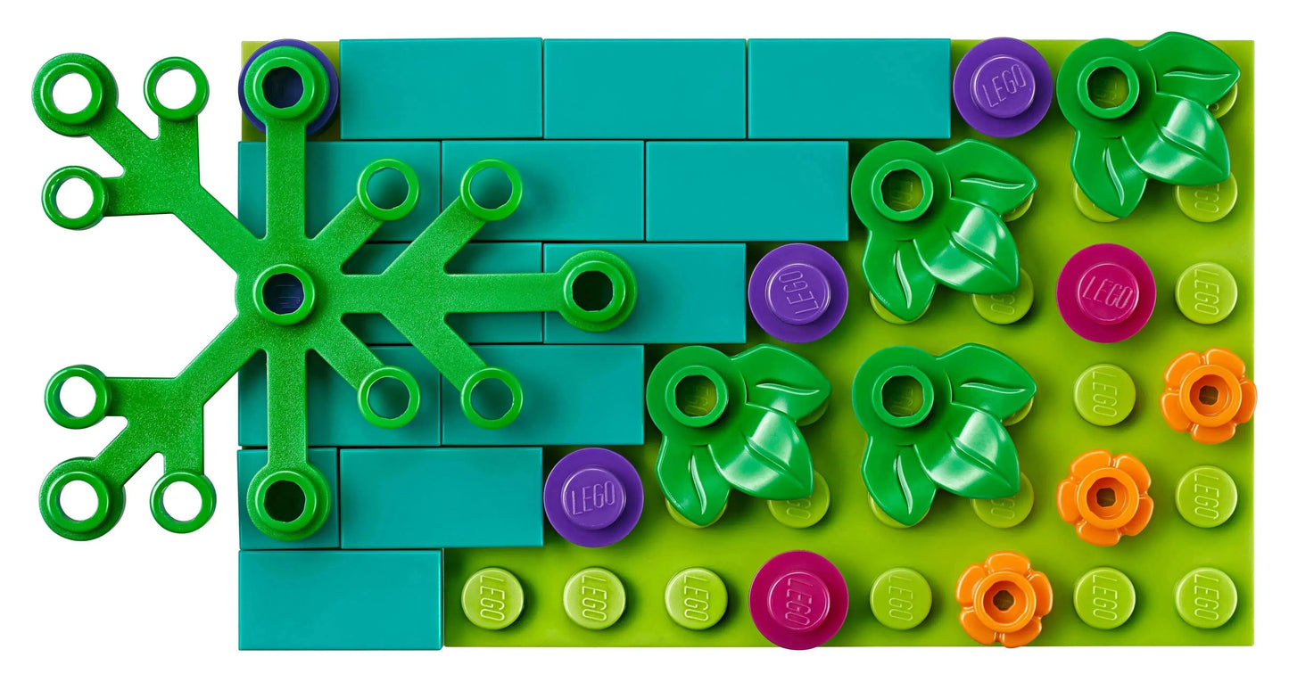 LEGO Dining Out at Heartlake City Restaurant 41379 Friends