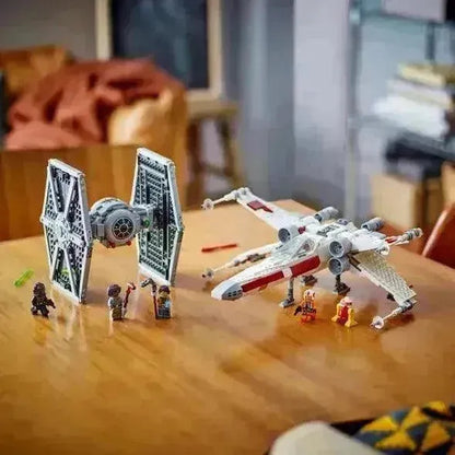 LEGO TIE Fighter und X-Wing-Kombination 75393 Star Wars