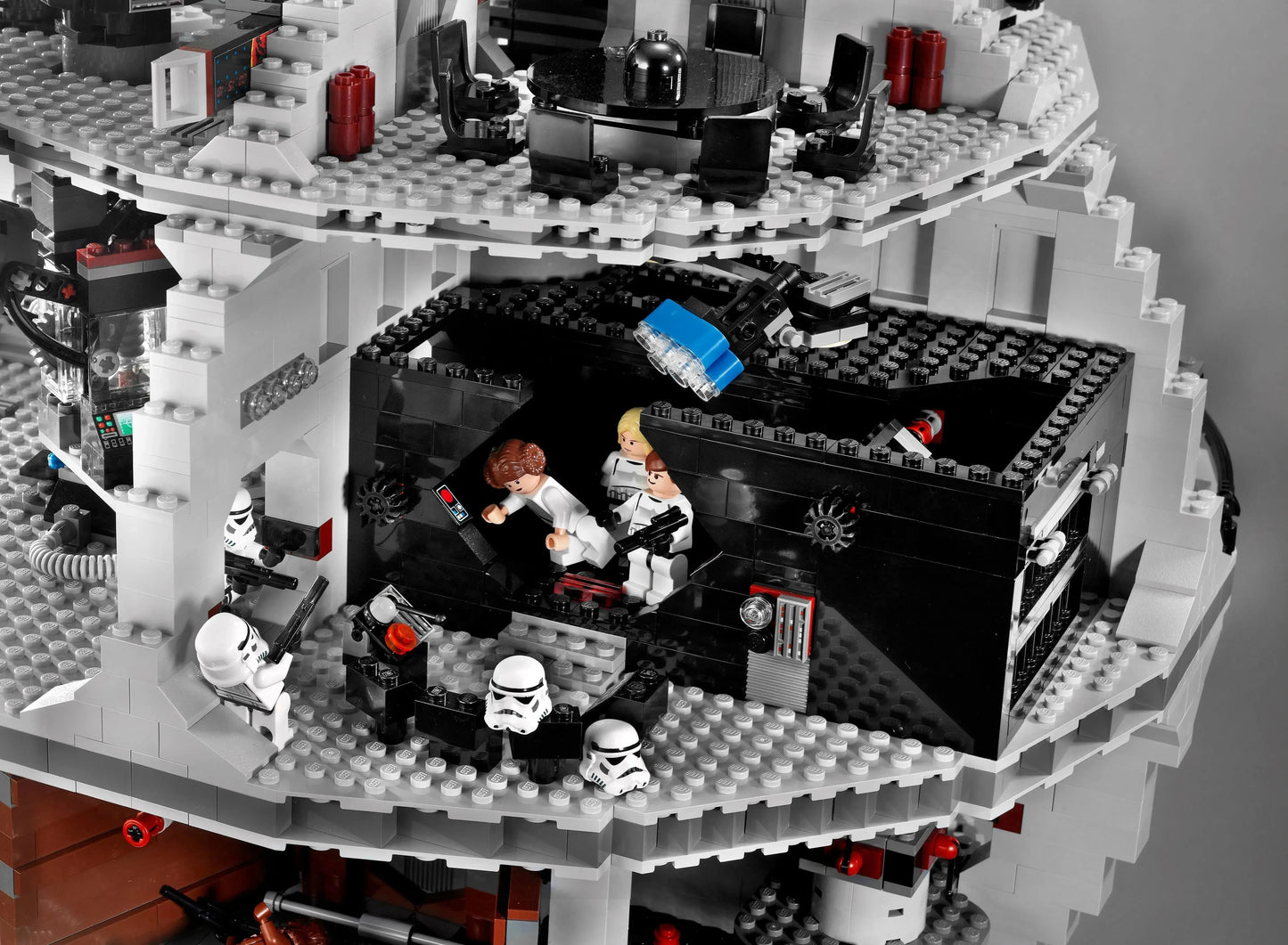 LEGO The DeathStar 2008 10188 Star Wars