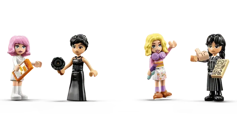 LEGO Wednesday and Enid's room 76781 Wednesday