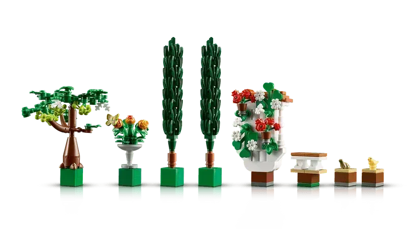 LEGO Garden with Fountain 10359 Icons (Delivery: January 2025)