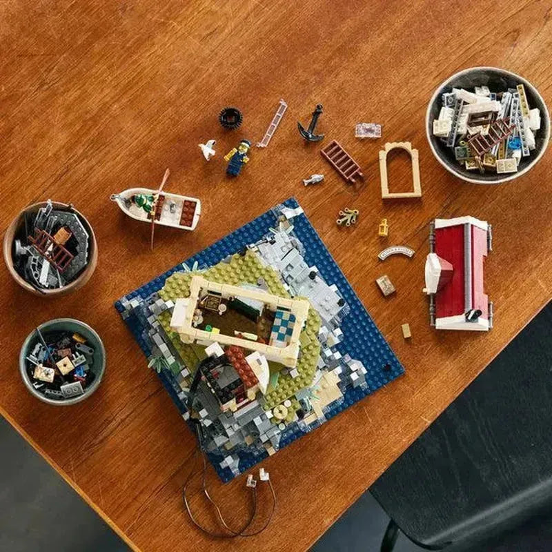 LEGO Motorized Lighthouse 21335 Ideas LEGO IDEAS @ 2TTOYS LEGO €. 289.98