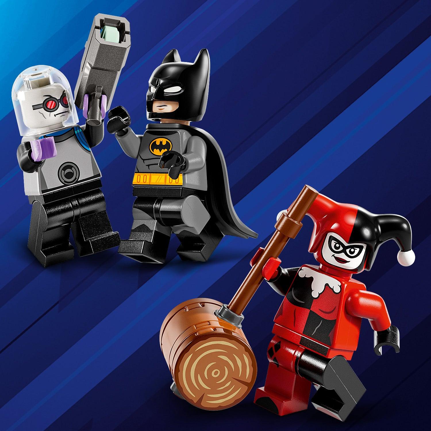 LEGO 76274 Batman: The Animated Series Batmobile vs. Harley Quinn & Mr. Freeze (Pre-Order: verwacht juni) LEGO SUPERHEROES @ 2TTOYS LEGO €. 49.99