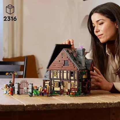 LEGO Disney Hocus Pocus: het huisje van de Sanderson-zussen 21341 Ideas LEGO IDEAS @ 2TTOYS | Official LEGO shop😊🥰 LEGO €. 229.99