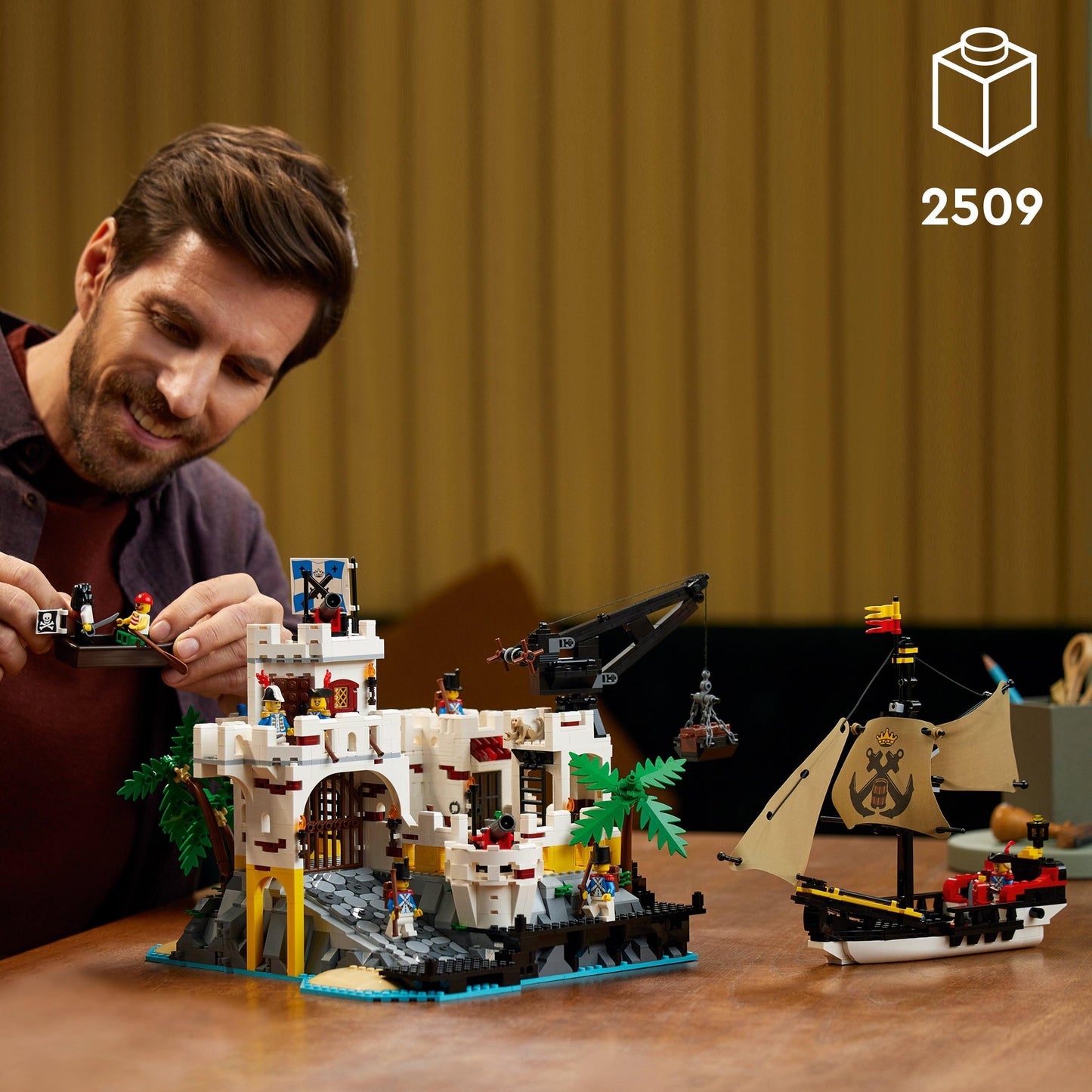LEGO Eldorado Fortress 10320 Creator LEGO ICONS @ 2TTOYS LEGO €. 219.99