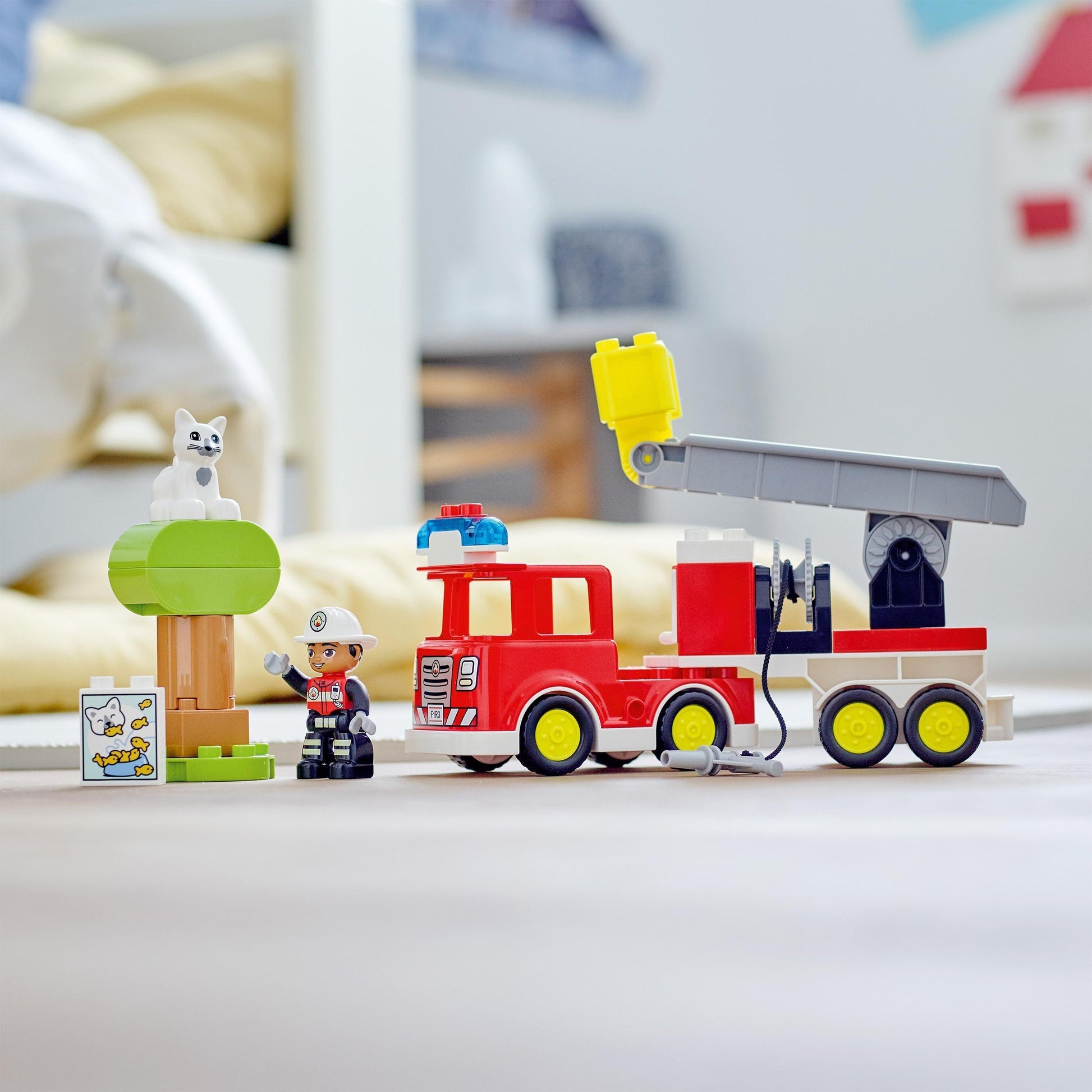 LEGO Fire Truck 10969 DUPLO LEGU DUPLO @ 2TTOYS LEGO €. 29.99
