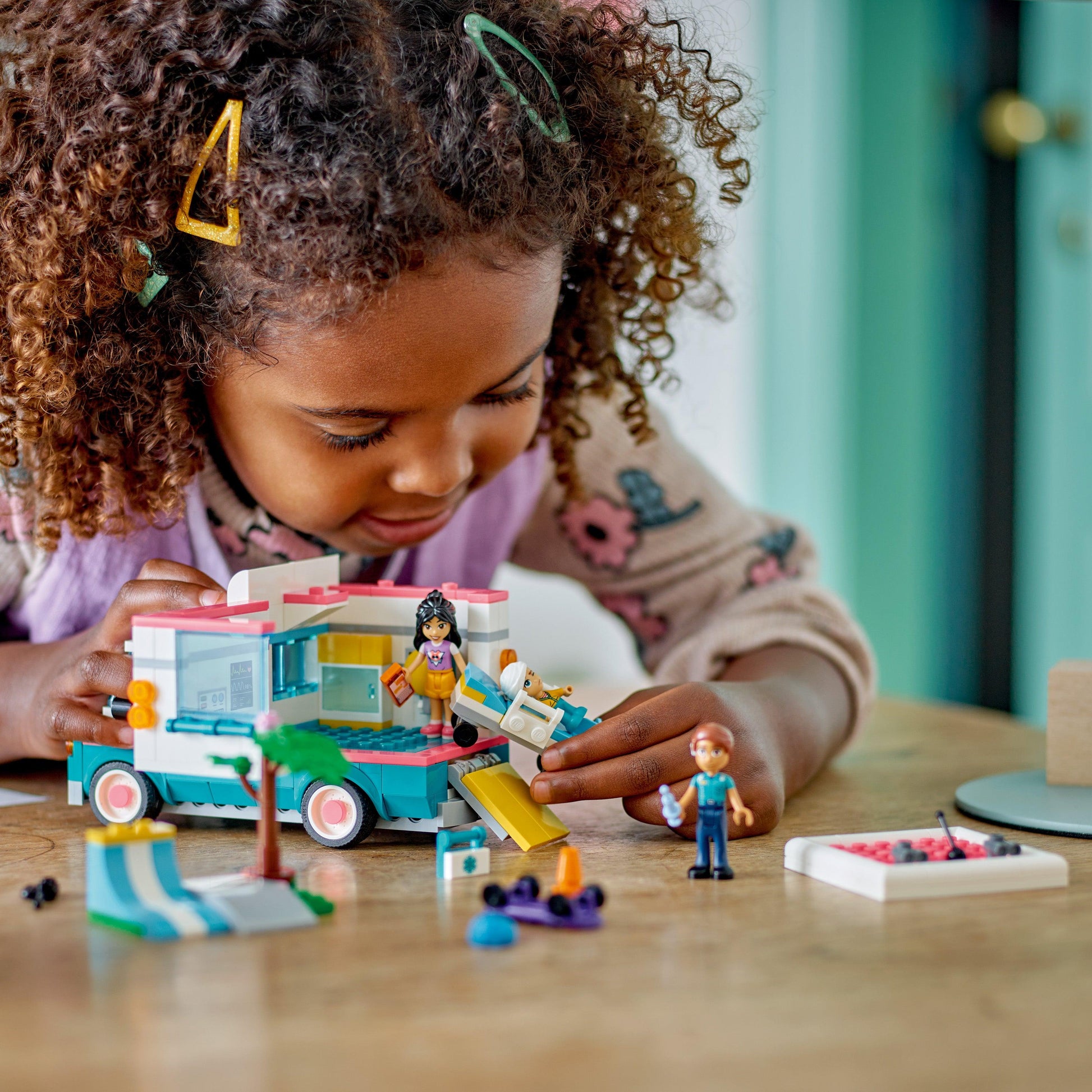 LEGO Heartlake City ambulance 42613 Friends | 2TTOYS ✓ Official shop<br>