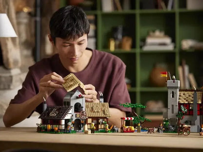 LEGO Medieval Town Square 10332 Icons LEGO ICONS @ 2TTOYS | Official LEGO shop😊🥰 LEGO €. 229.99