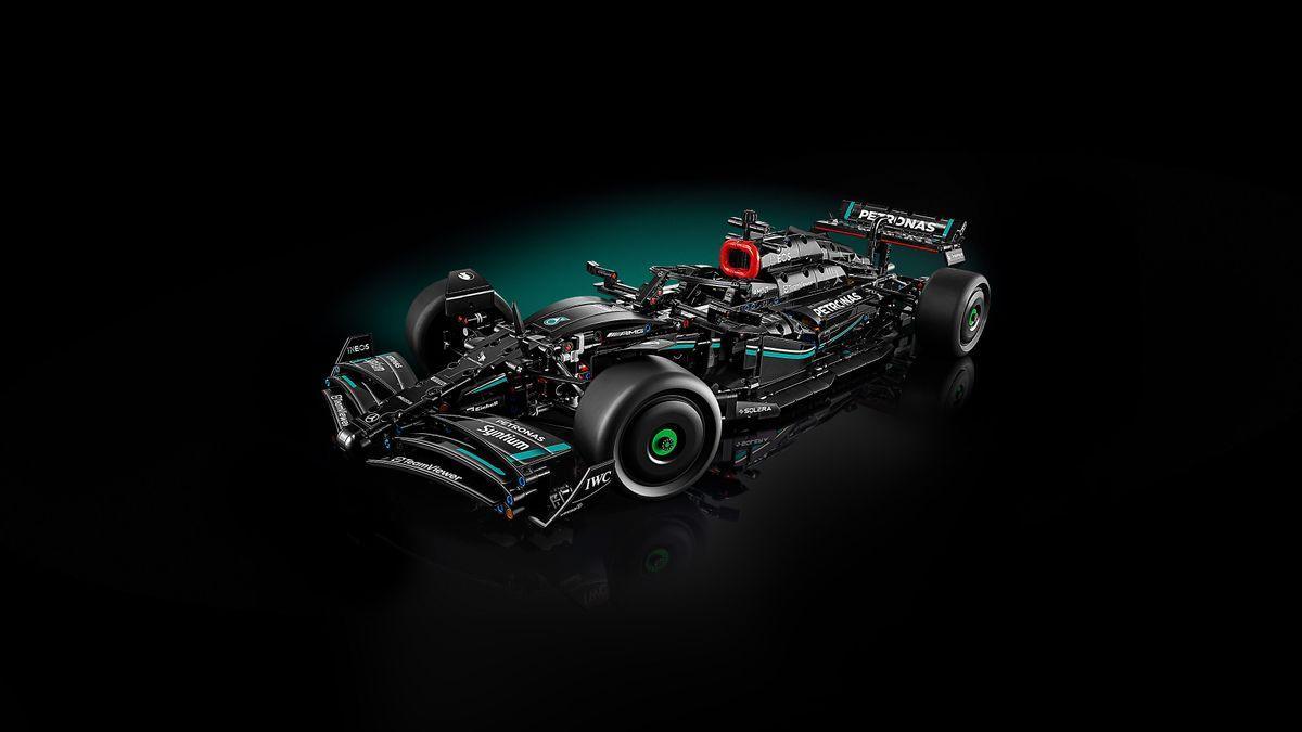 LEGO Mercedes-AMG F1 car W14 E Performance 42171 Technic LEGO TECHNIC @ 2TTOYS LEGO €. 219.99