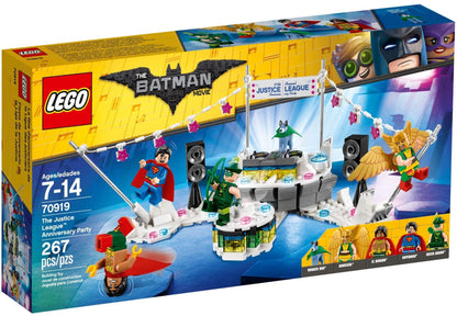 LEGO The Justice League Anniversary Party 70919 Batman LEGO BATMAN @ 2TTOYS LEGO €. 39.99