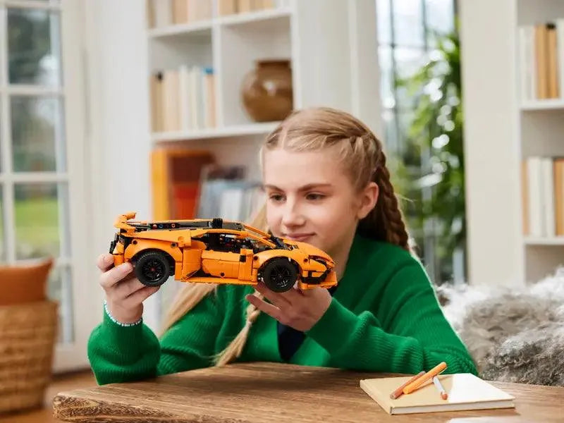 LEGO The Lamborghini Huracán Tecnica 42196 Technic LEGO CREATOR @ 2TTOYS | Official LEGO shop😊🥰 LEGO €. 44.99
