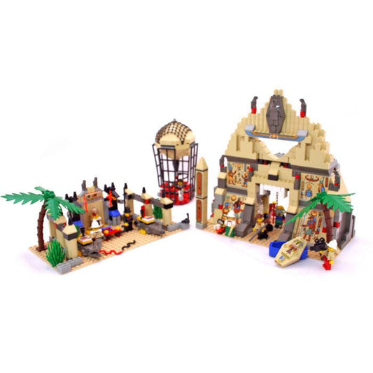 LEGO The Temple of Anubis 5988 Adventurers LEGO ADVENTURERS @ 2TTOYS LEGO €. 72.49
