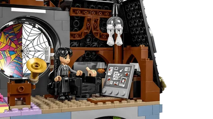 LEGO Wednesday & Enid's Dorm Room 76781 Wednesday @ 2TTOYS | Official LEGO shop😊🥰 2TTOYS | LEGO webshop & Winkel Den Bosch😊🥰 €. 76.49