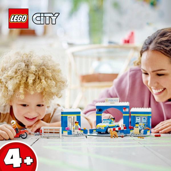 LEGO Achtervolging politiebureau 60370 City | 2TTOYS ✓ Official shop<br>