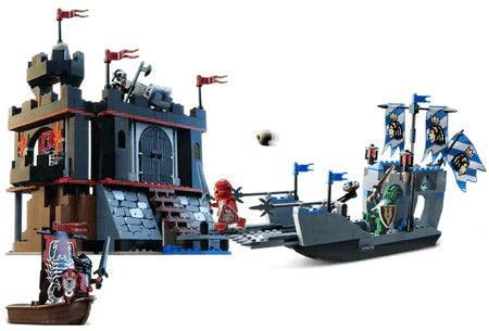 LEGO Attack from the Sea 65767 Castle LEGO Castle @ 2TTOYS LEGO €. 29.99