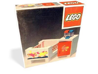 LEGO Baby's Cot and Cabinet 271 Homemaker LEGO Homemaker @ 2TTOYS LEGO €. 0.00