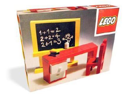 LEGO Blackboard and School Desk 291 Homemaker | 2TTOYS ✓ Official shop<br>