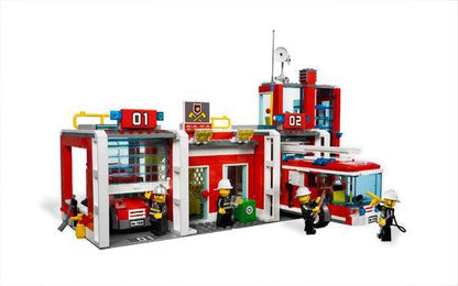 LEGO Brandweer Kazerne 7208 City LEGO CREATOR @ 2TTOYS LEGO €. 69.99