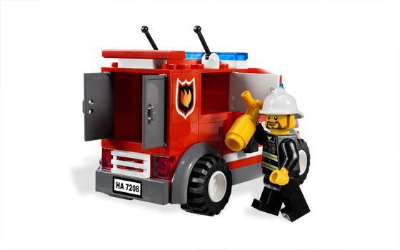 LEGO Brandweer Kazerne 7208 City LEGO CREATOR @ 2TTOYS LEGO €. 69.99