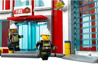 LEGO Brandweerkazerne 60110 City LEGO CITY @ 2TTOYS LEGO €. 99.99