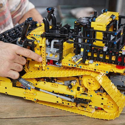 LEGO Caterpillar D11 Bulldozer met app-besturing 42131 Technic | 2TTOYS ✓ Official shop<br>
