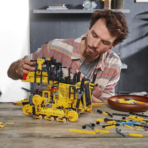 LEGO Caterpillar D11 Bulldozer met app-besturing 42131 Technic (USED) | 2TTOYS ✓ Official shop<br>