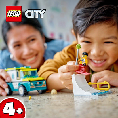 LEGO Emergency Ambulance 60403 City LEGO FRIENDS @ 2TTOYS LEGO €. 19.99