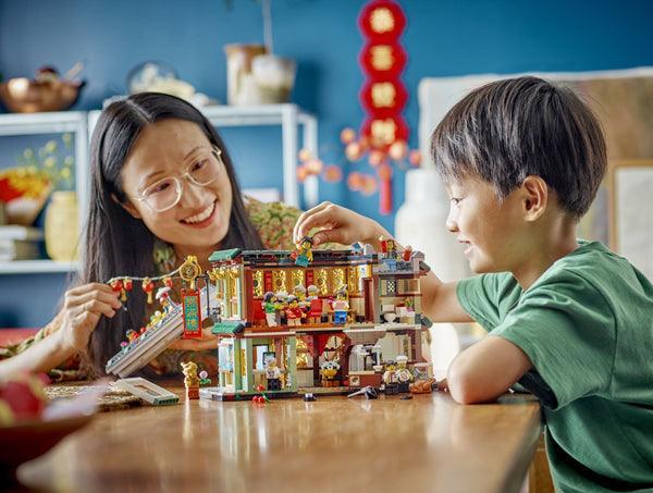 LEGO Feestelijke familiereünie 80113 Chinese Newyear LEGO CHINEES NIEUWJAAR @ 2TTOYS LEGO €. 79.99