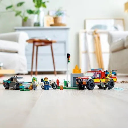 LEGO Fire Rescue & Police Chase 60319 City LEGO CITY BRANDWEER @ 2TTOYS | Official LEGO shop😊🥰 LEGO €. 29.99