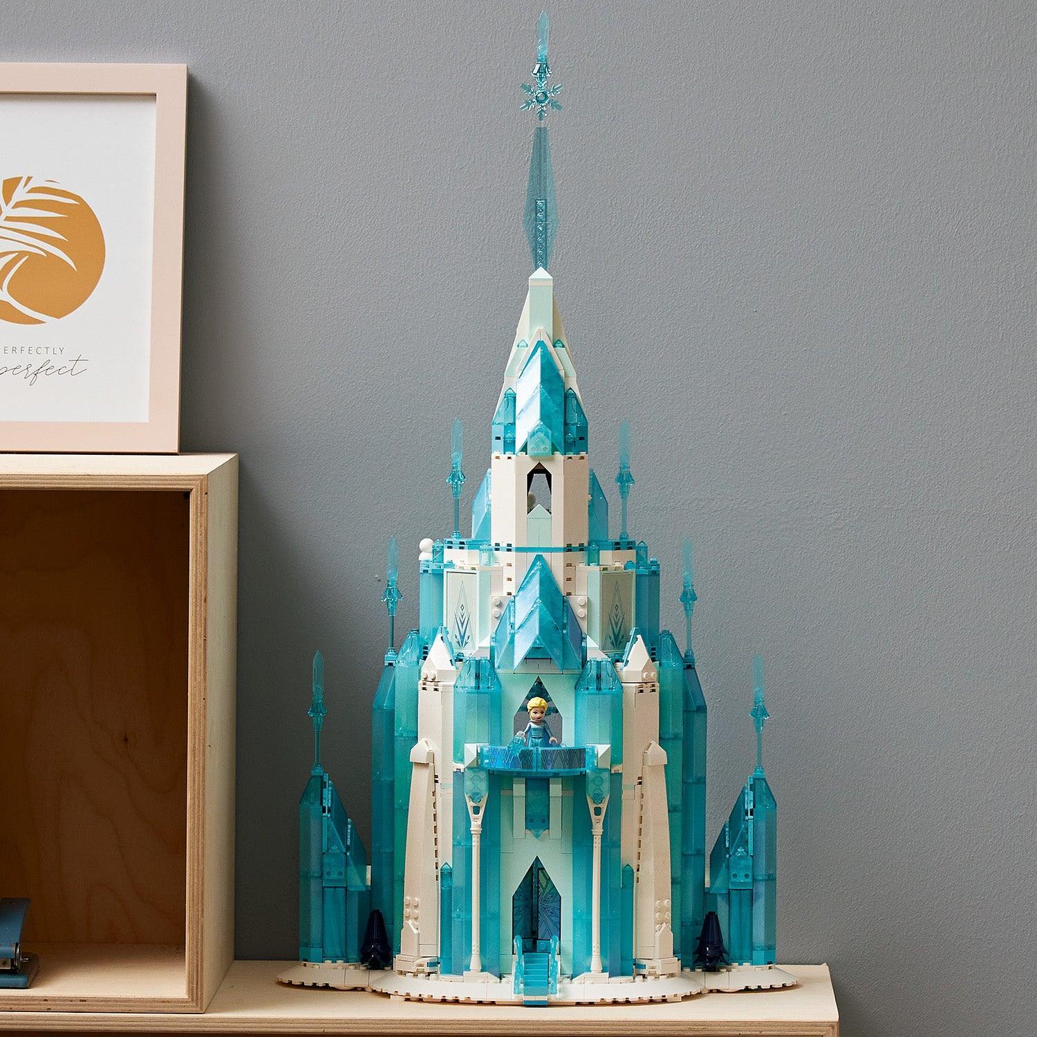 LEGO Frozen Het IJs kasteel van Arendelle 43197 Disney | 2TTOYS ✓ Official shop<br>