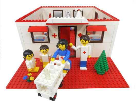 LEGO Hospital 231 Homemaker LEGO Homemaker @ 2TTOYS LEGO €. 9.99