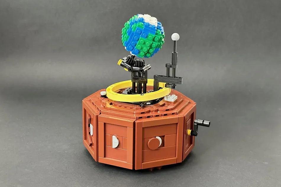 LEGO Ideas Aarde en Maan LEGO IDEAS @ 2TTOYS LEGO €. 77.77