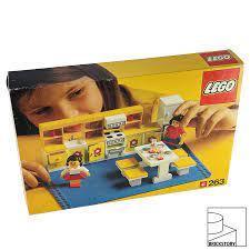 LEGO Kitchen 263 Homemaker LEGO Homemaker @ 2TTOYS LEGO €. 9.00